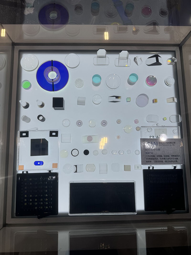 醫療檢測儀器光學元件應用