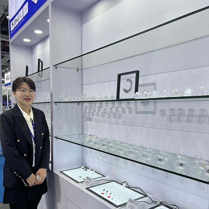 激埃特往期醫博會現場拍圖