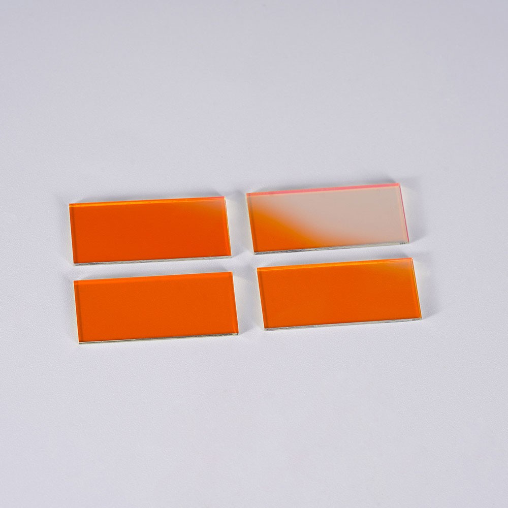 濾光片膜層與透過率是如何相互響應的！