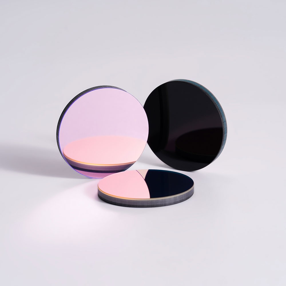 揭秘“鋯金屬濾光片”：不存在金屬薄片，卻是光學科技的核心